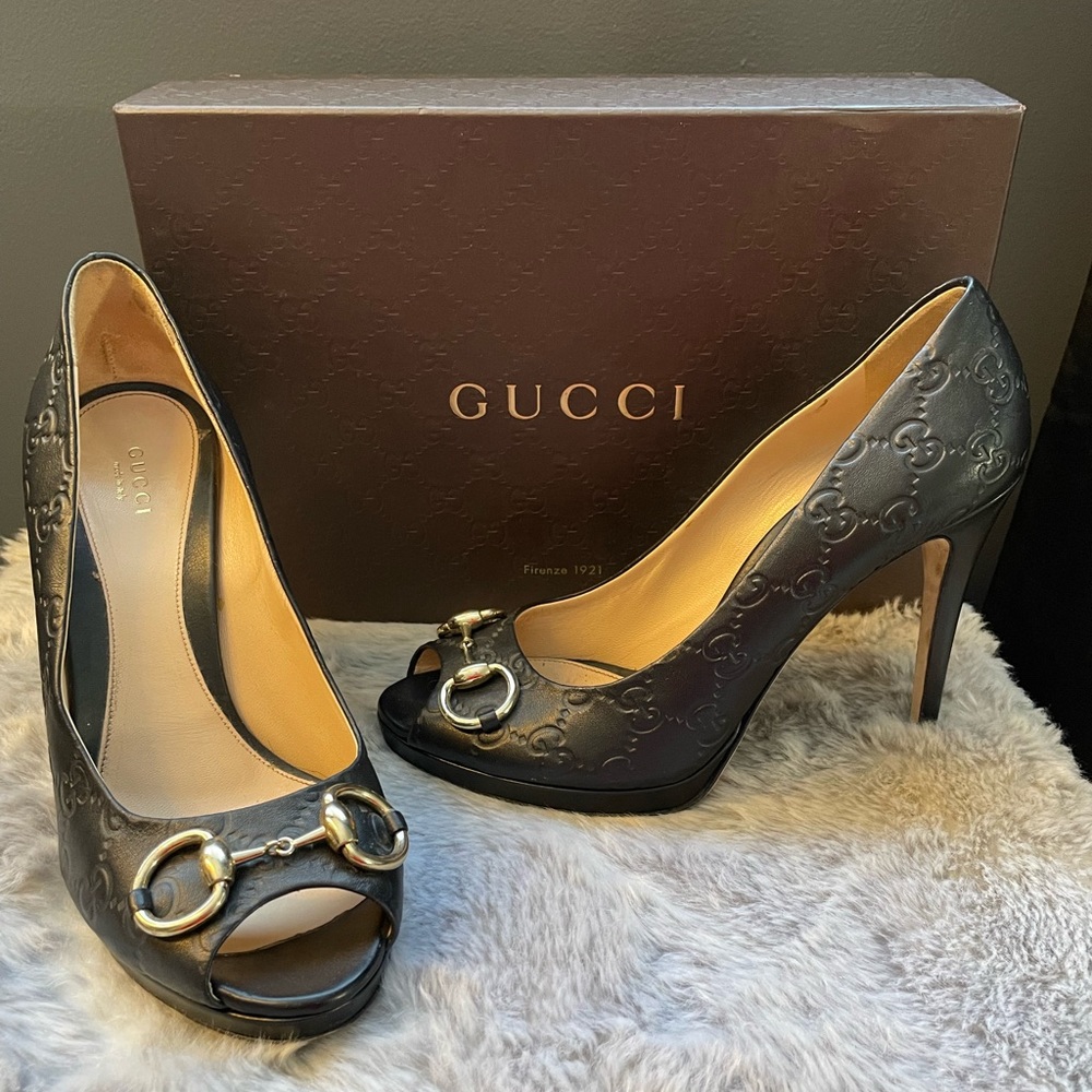 Gucci Black Leather Horsebit Peep Toe Heels